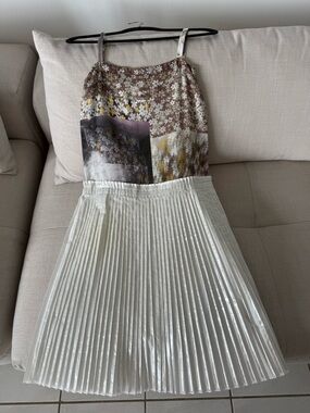 MM6 Maison Martin Margiela Floral Bodice with Ivory Pleated Skirt